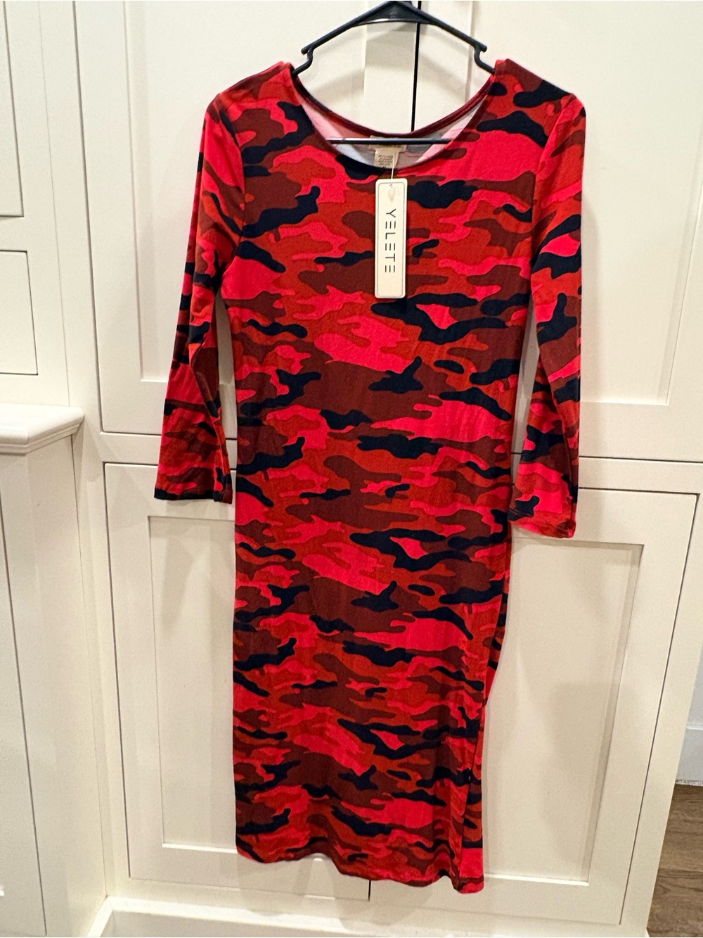 Yelete Red and Black Camo Long Sleeve Midi Dress